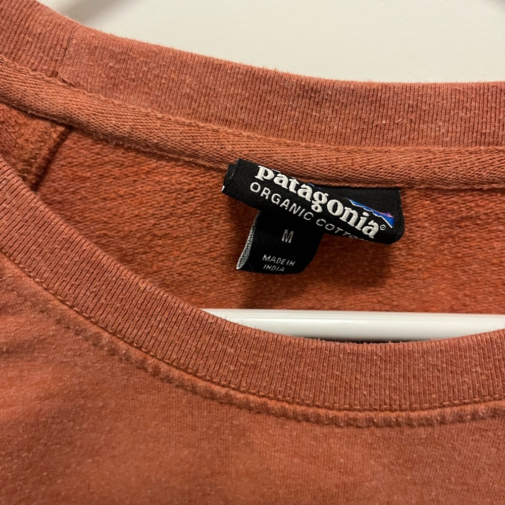 Patagonia Women’s Orange Pullover Sweatshirt  Medium - Picture 4 of 5